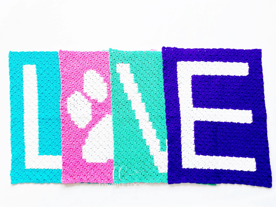 Paw Print Blanket c2c Crochet Pattern Free