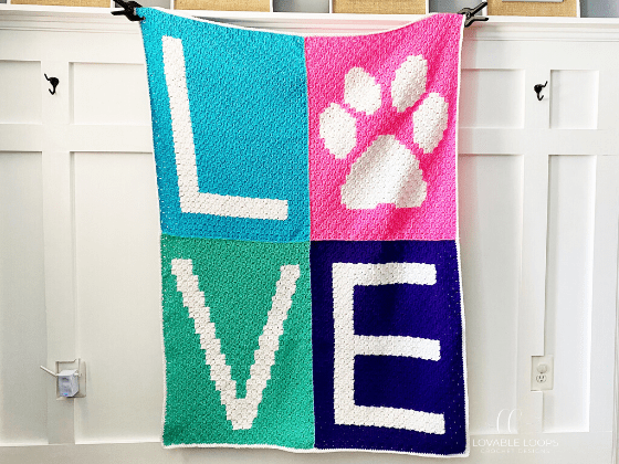 Paw Print Blanket c2c Crochet Pattern Free