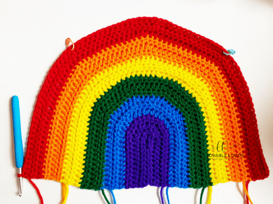 rainbow pillow free crochet pattern
