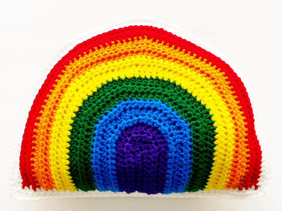 rainbow pillow free crochet pattern
